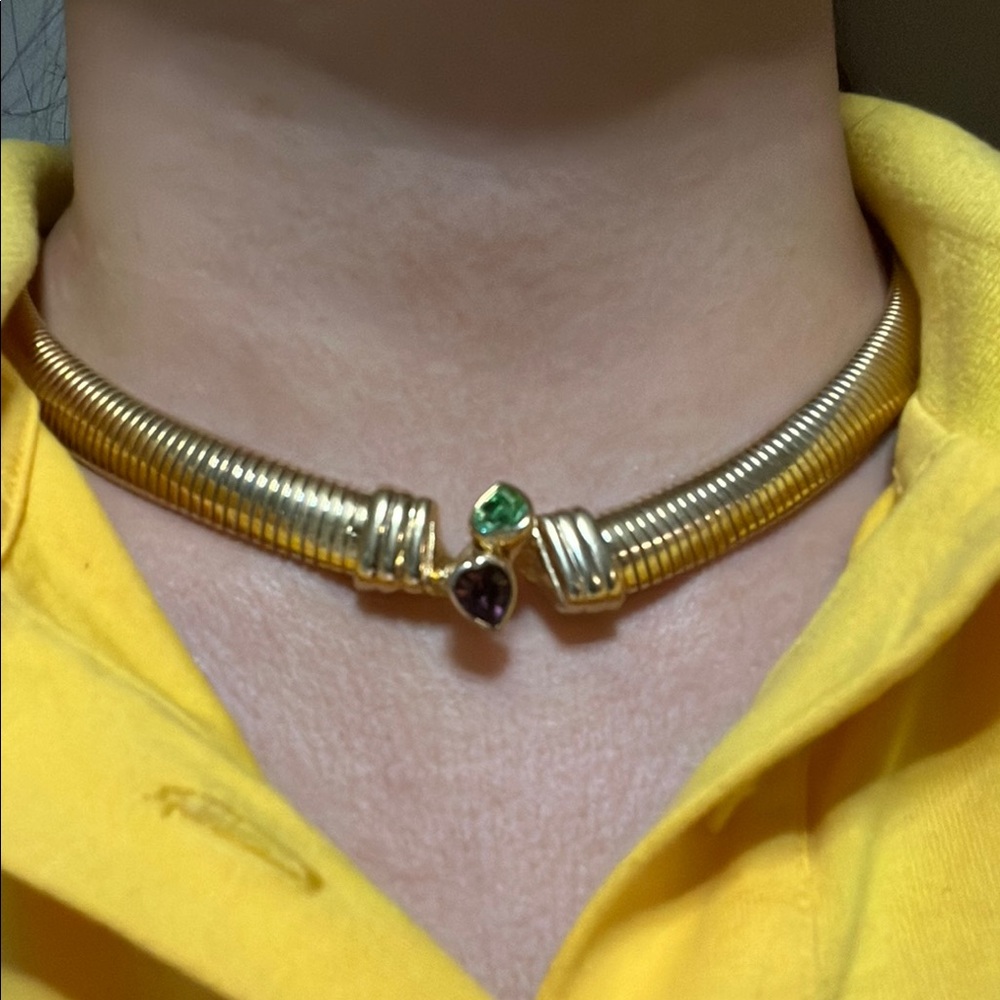 Amythest and peridot Elegant omega High 14kt yellowNecklace with Timeless Design - Picture 3 of 4